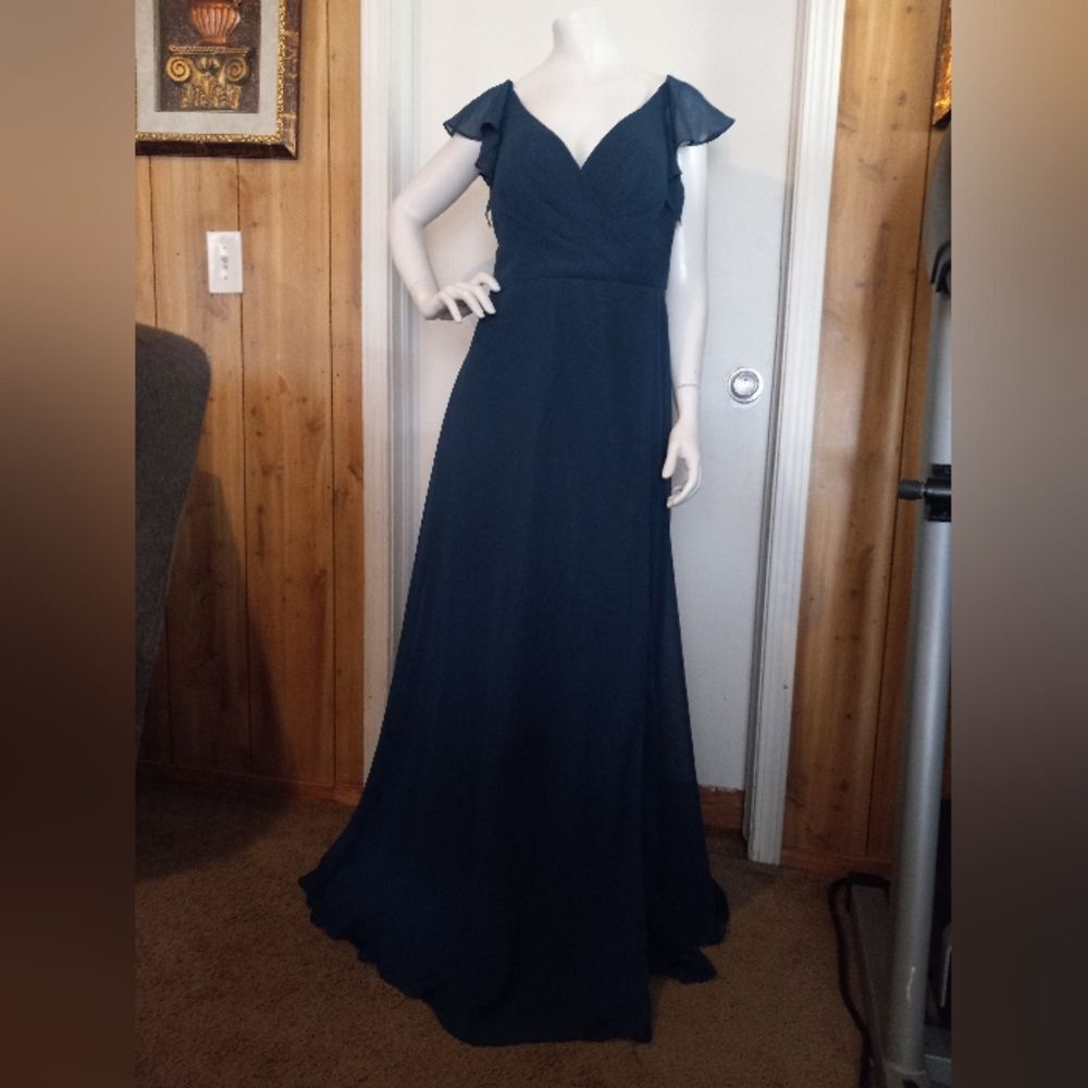 Azazie A-Line/Princess V-Neck Floor Length Navy Blue Size A8 Dress